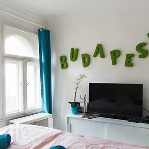 Queen Bed Budapest